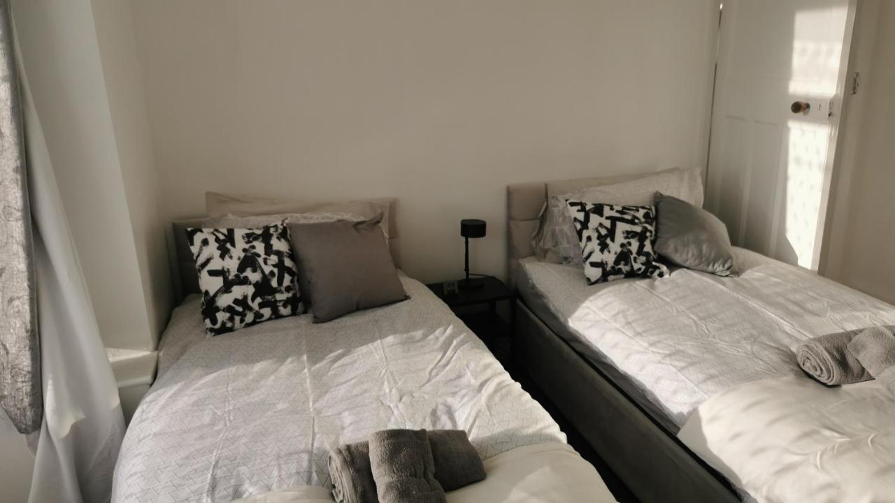 Room 2 Peaceful Stay Near Derby City Centre Εξωτερικό φωτογραφία
